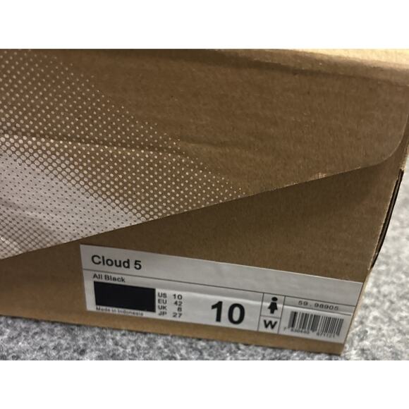 NEW On Cloud 5 Womens Sz 10 All Black Running Shoes Swiss Engineering - Picture 2 of 6